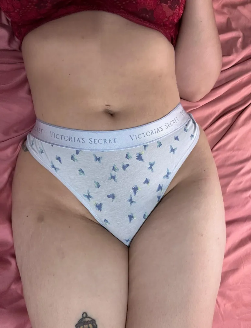 Such a pretty pair  posted by Hey_RubyGirl13