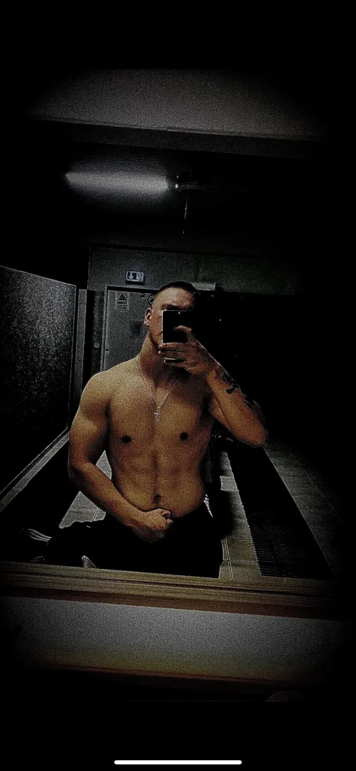 Suche eine Sissy oder Ts [24] by HauntingAd6771