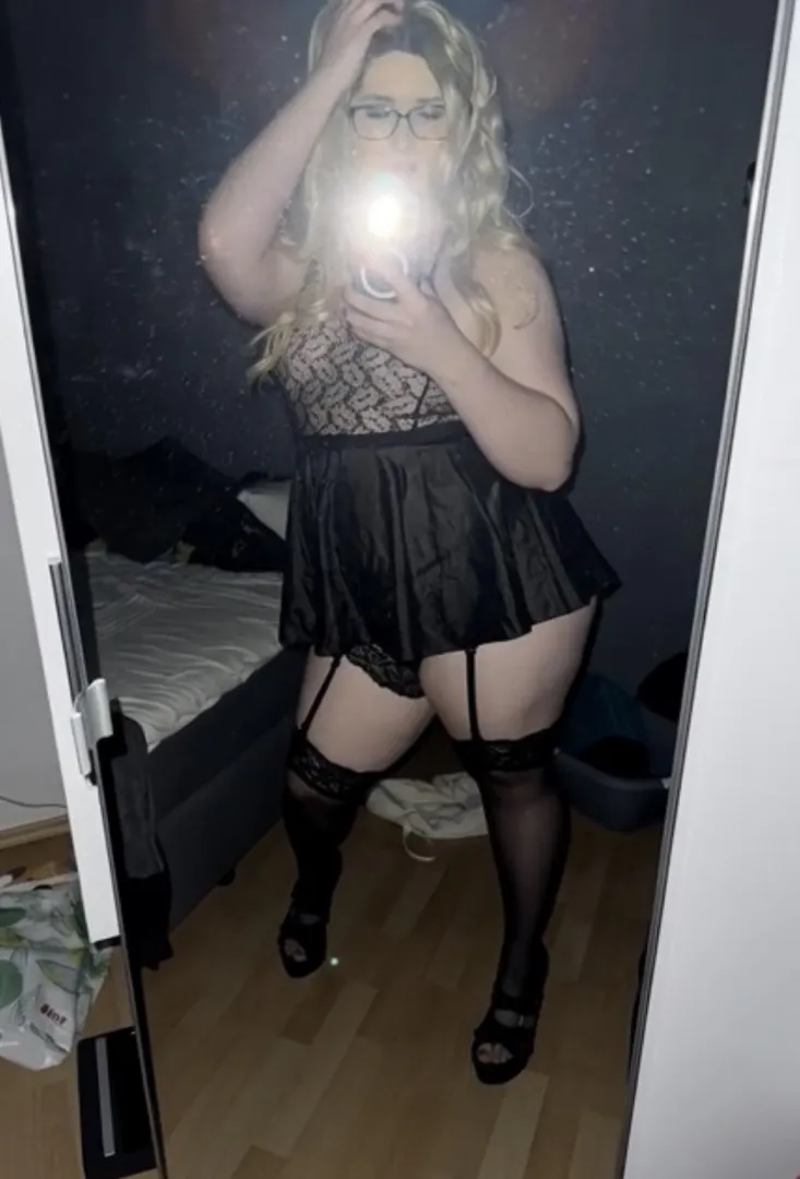 Suche nach Sissy Schwesterntreff posted by CDRenata97