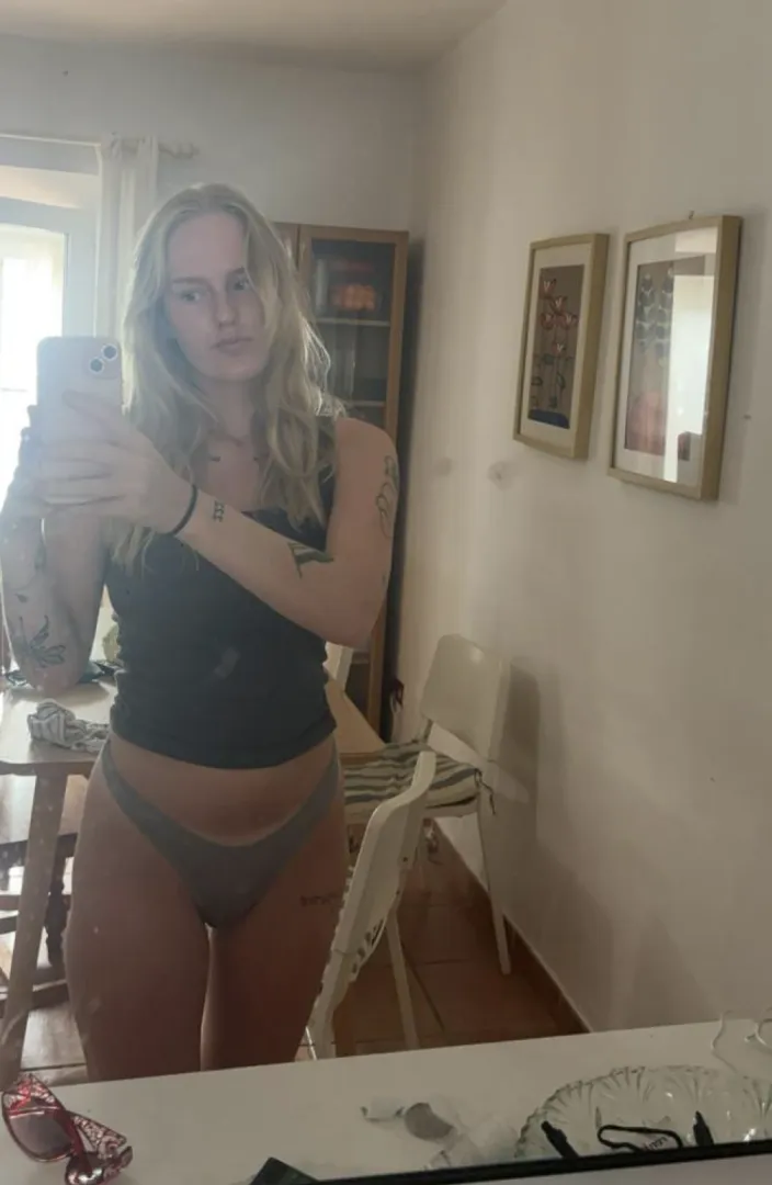 sugen på mig ikväll? posted by DetailNo2276