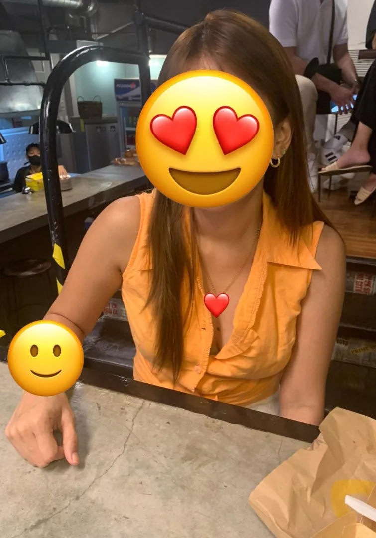 Sunday evening with wifey posted by anonywife03