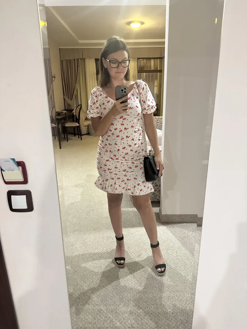 Sundress for dinner posted by nadianoode