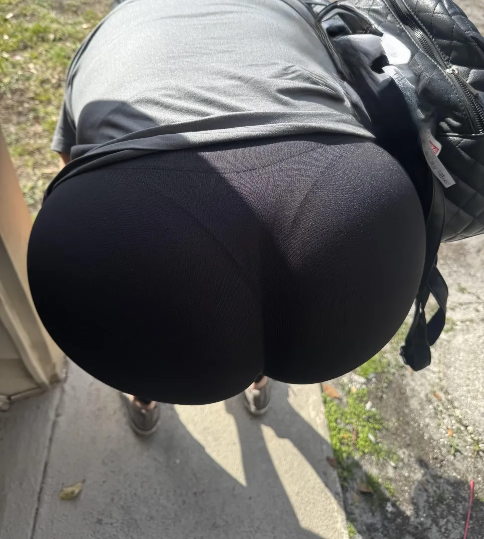 Sun-kissed vtl posted by NiceAssWifey