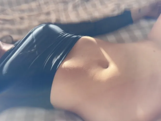 Sunlit bedroom by Ferdinand-Badger