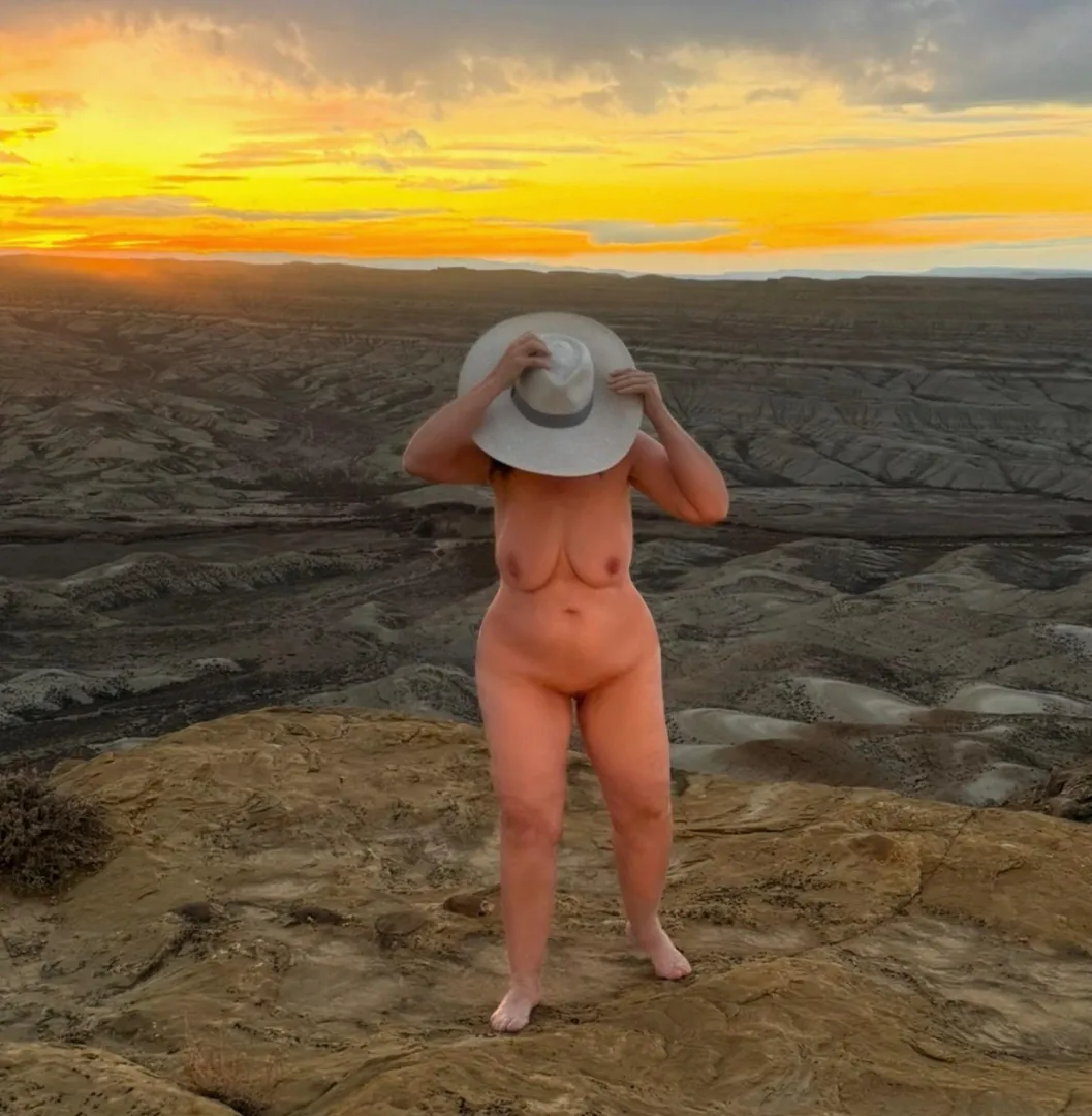 Sunset in the Badlands  posted by MrsDarling55