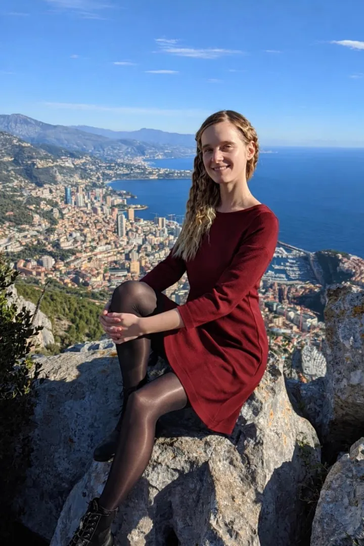 Sunshine pantyhose posted by AnnaNylon