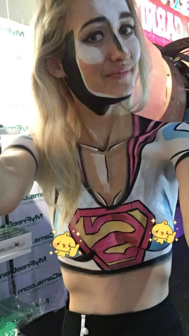 Super girl bodypaint posted by Laceydiamondxo