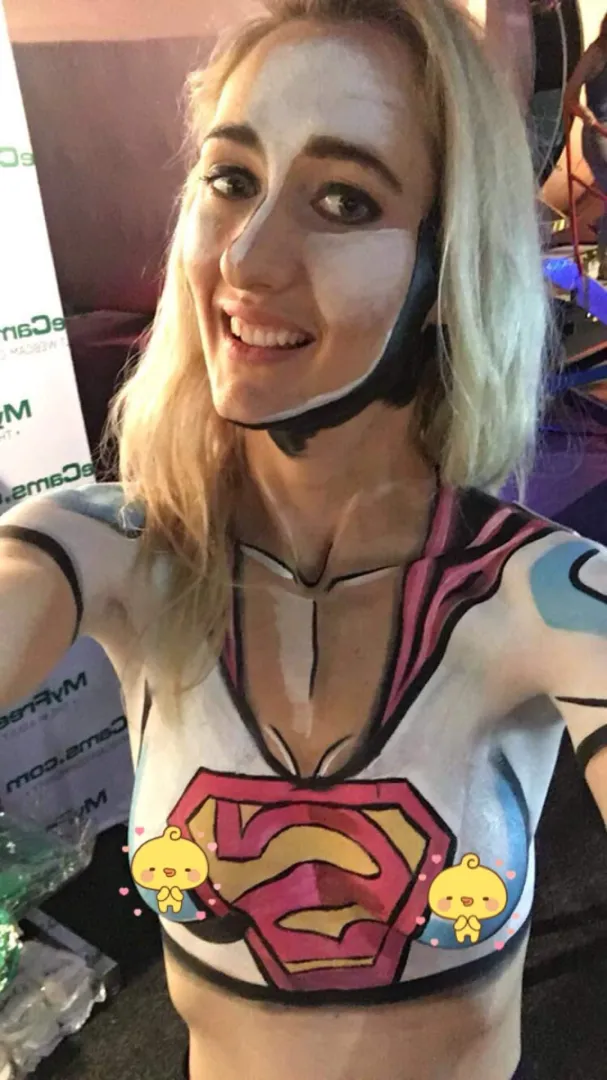 Super girl bodypaint posted by Laceydiamondxo