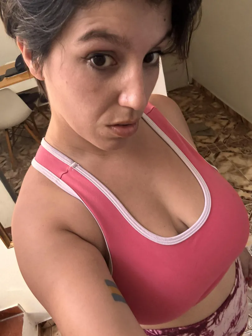 Support where it’s needed.Distraction everywhere else posted by Inesitaax