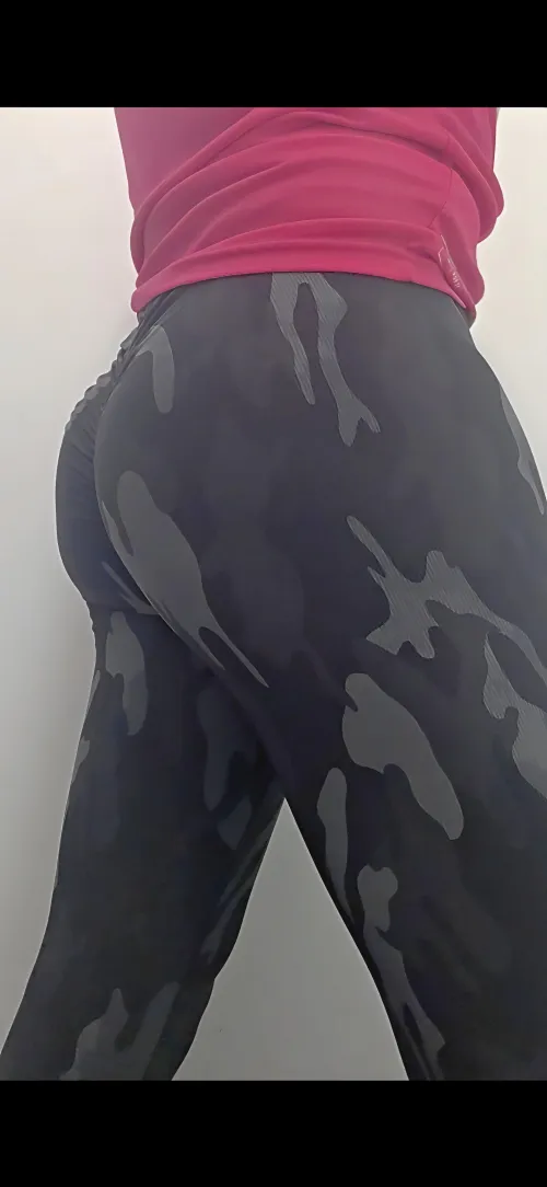 Sweat booty post cardio yesterday  by abertie