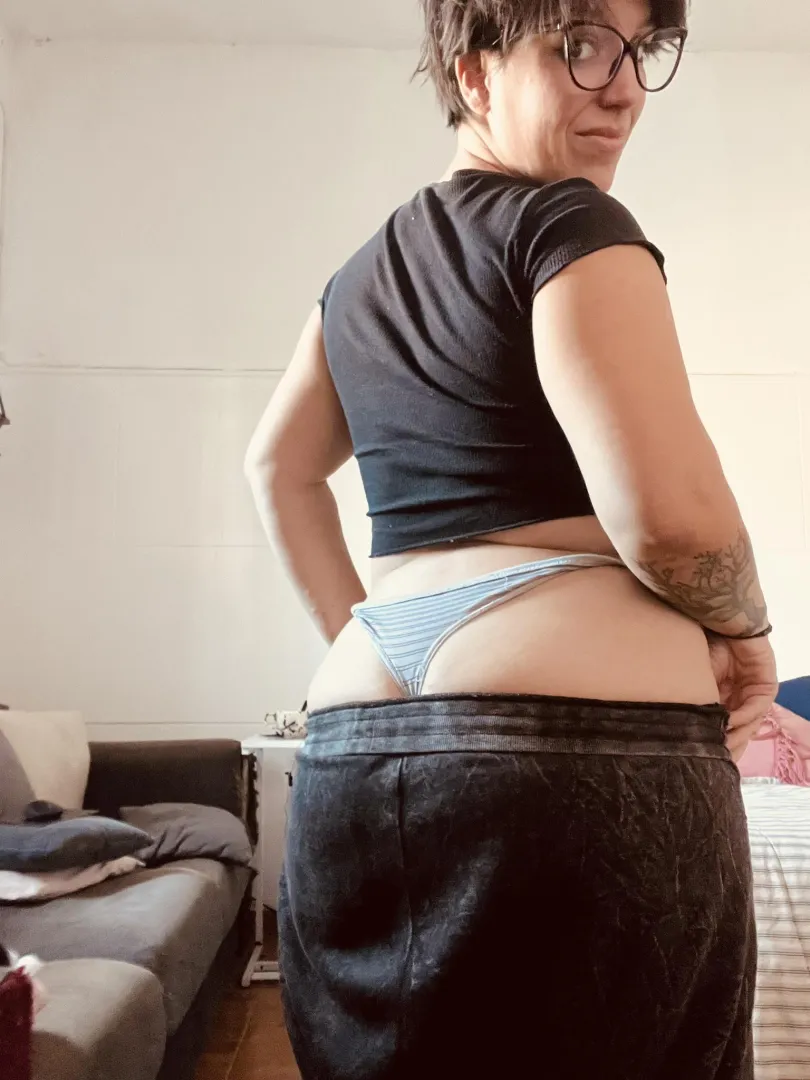 Sweatpants are dangerous because they look innocent. posted by Inesitaax