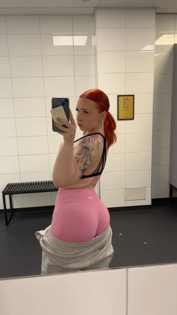 Sweatpants up or down? posted by Dependent_Cover_453