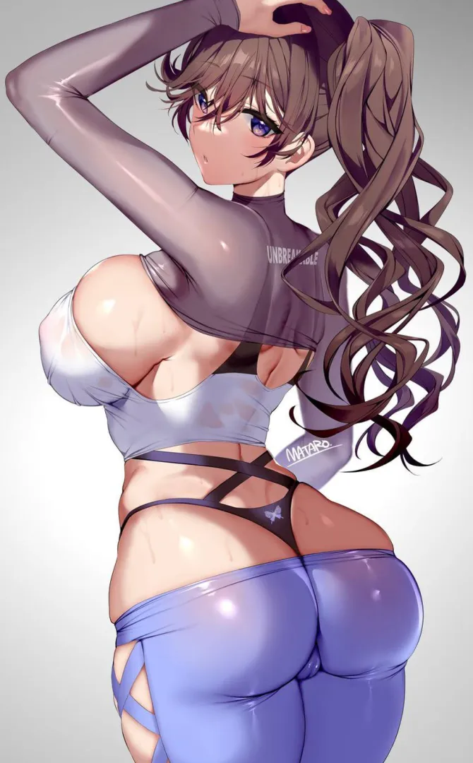 Sweaty Brunette in some Cheeky Pants [Original] posted by sd6636