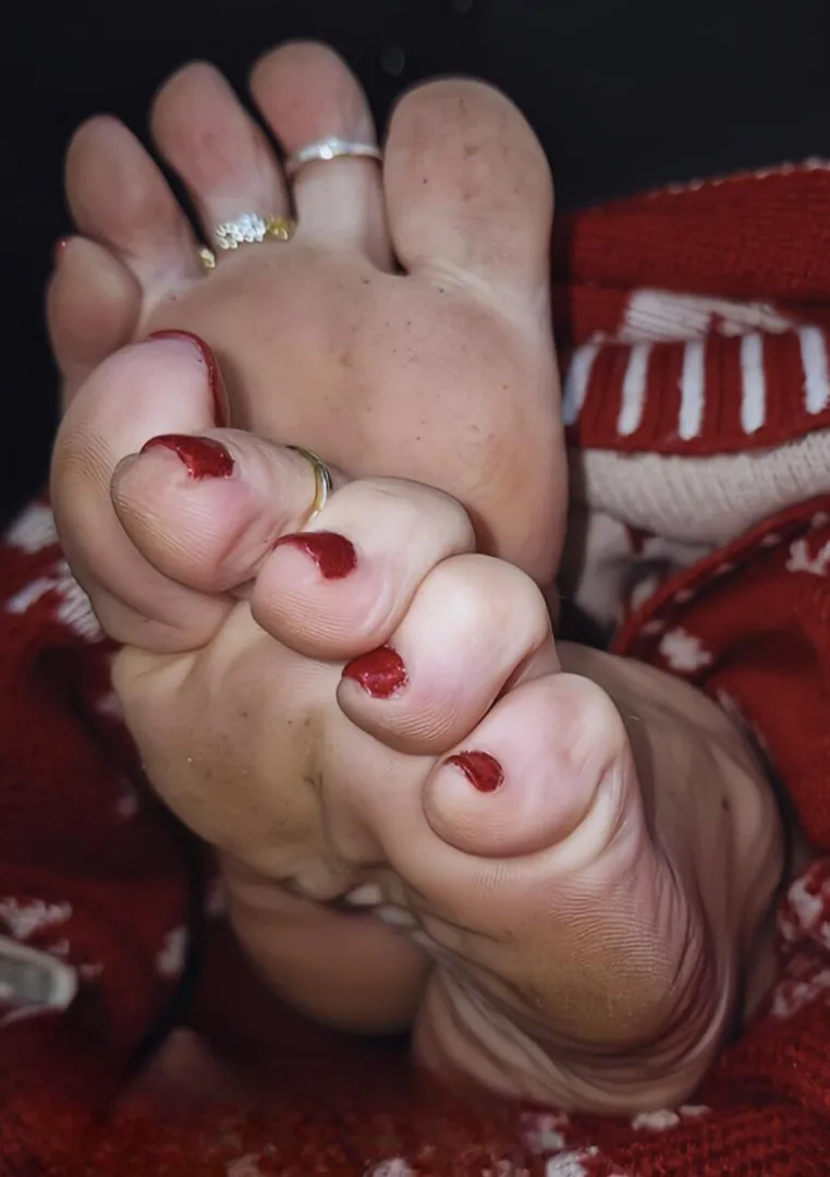 Sweaty stink soles posted by Independent_Matter_0