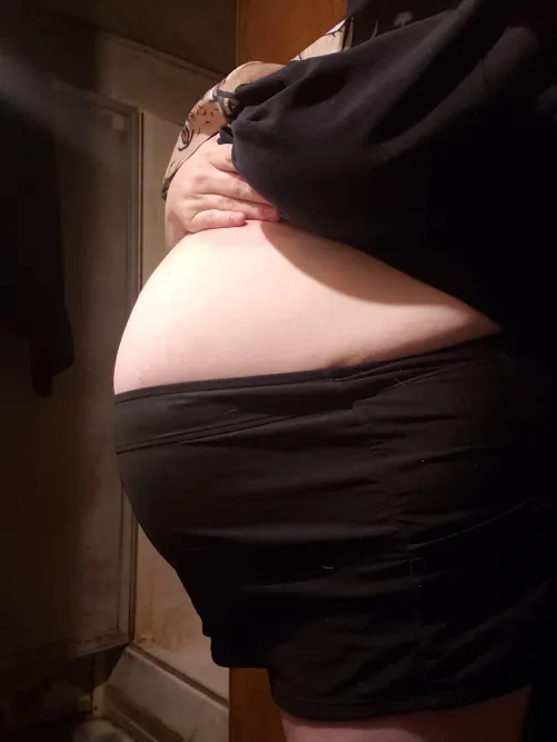 Sweet dreams make for even sweeter content by BathroomFinancial581