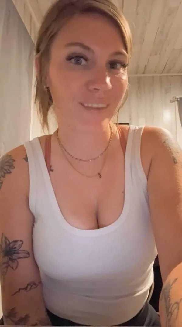 Sweet face, dangerous energy... posted by SweetEchloXO