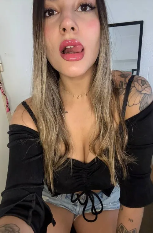 Sweet smile, sinful potential. by julitaylor7