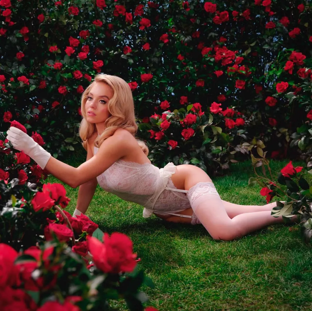 Sydney Sweeney posted by cor0094