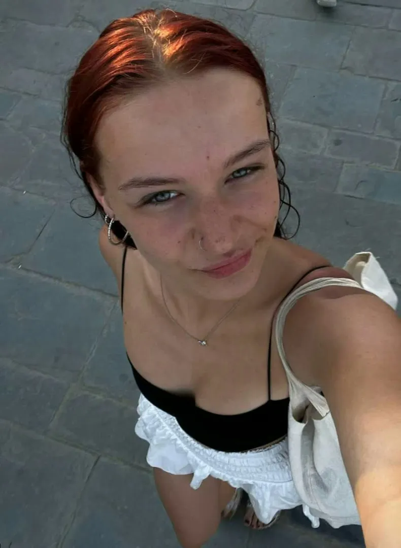 Sylkisitkö minun opiskelijan suuhuni?  posted by amandaemits