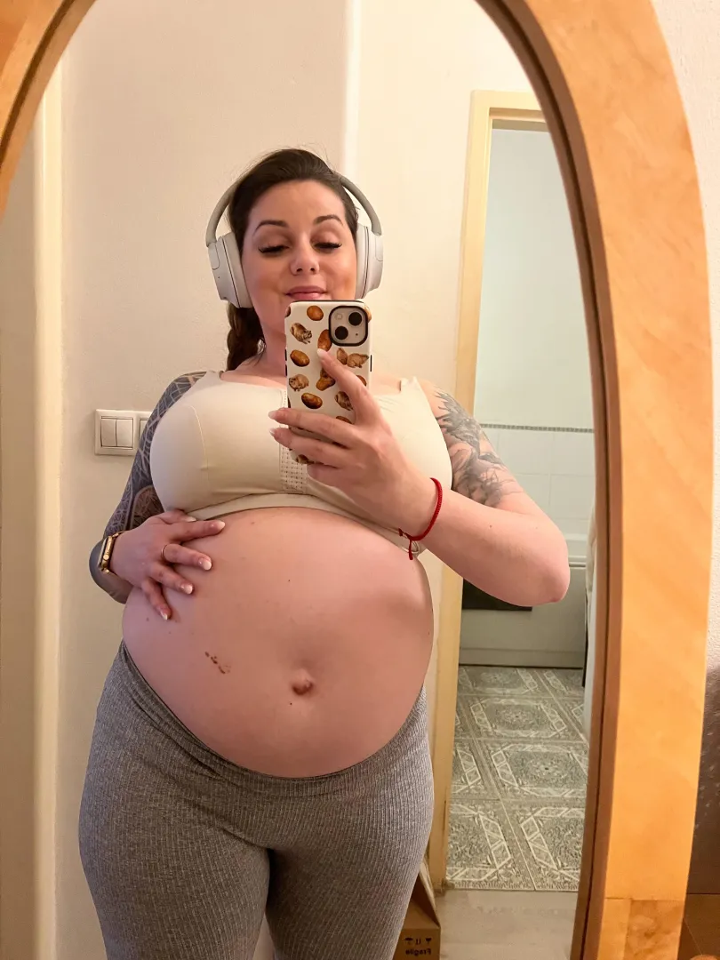 … taken after I gobbled down 5 cheeseburgers and did an air inflation a bit  posted by HellysBigFatStash