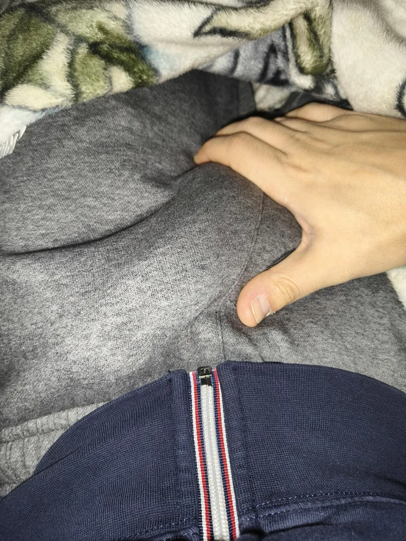 Taking care (m) posted by baldo9625