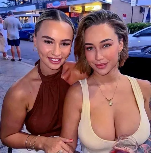 Talk about opposite ends of the size spectrum by Alarming-Leather3974