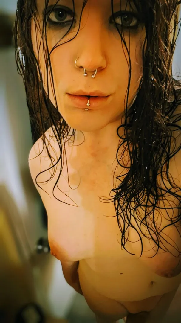 Tall girls need pinned to the wall just as much as everyone else posted by NightShaydexx