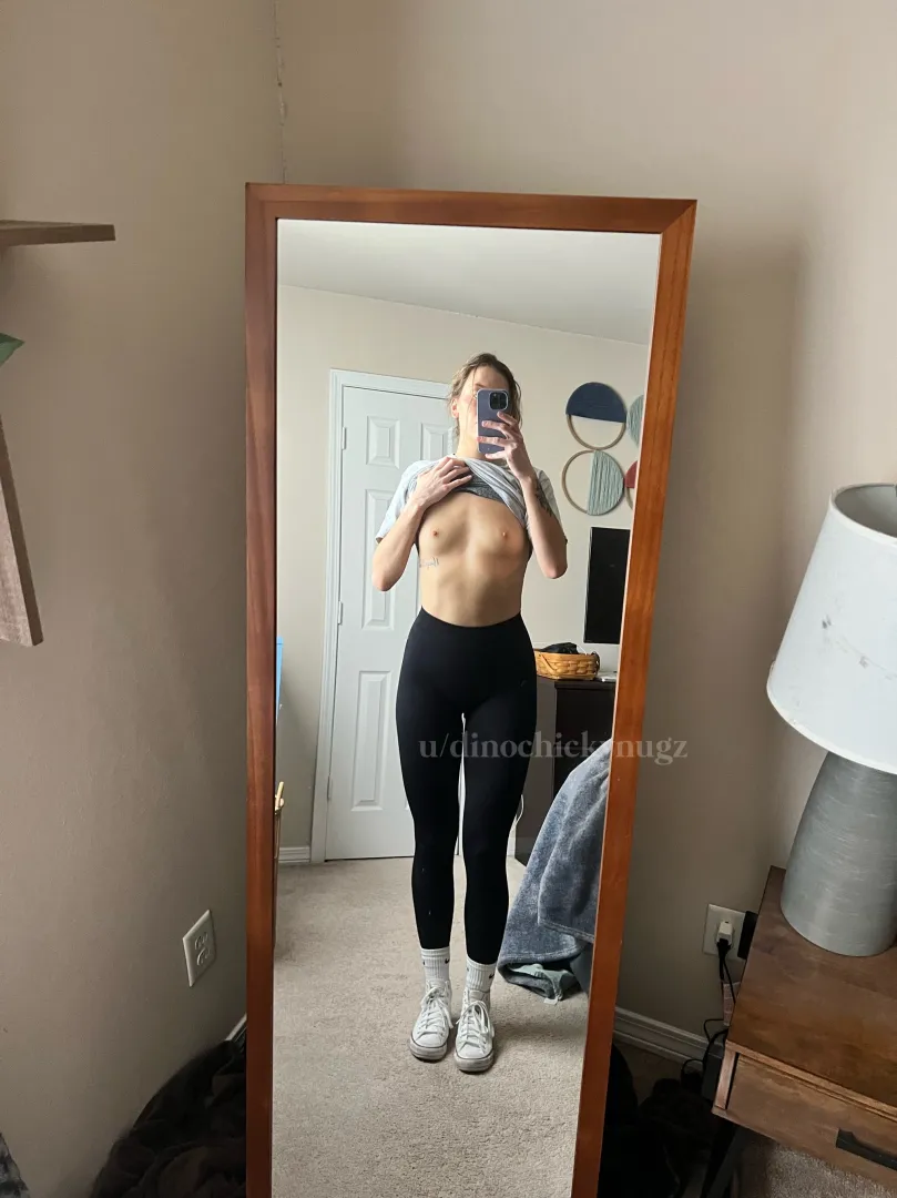 tall texan titties posted by DinoChickyNugz