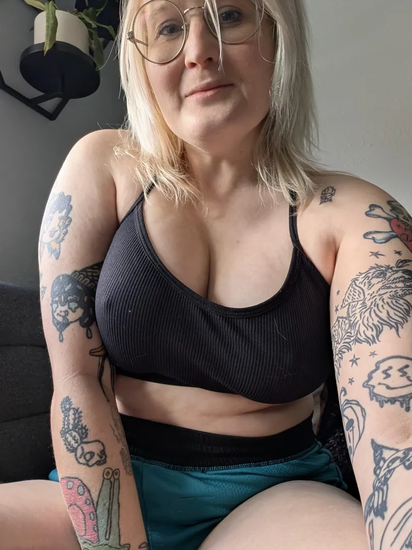 Tanktops are always so short on me lol posted by Informal-Goose88