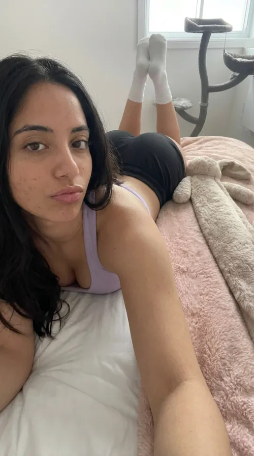 tanto a quest’ora non la vede nessuno by Redcurrant_King