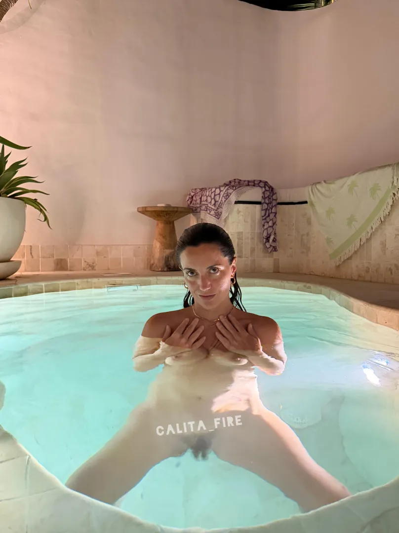 Taste my bush slowly… I want to feel you getting lost in it posted by Calita_fire