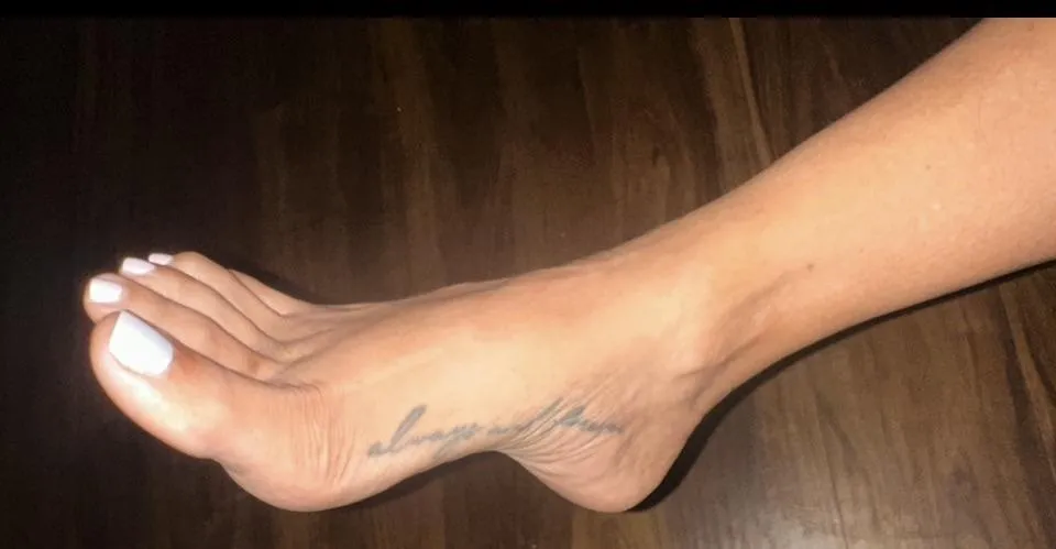 Tatted Arch, Mia posted by Only-Writing-4005