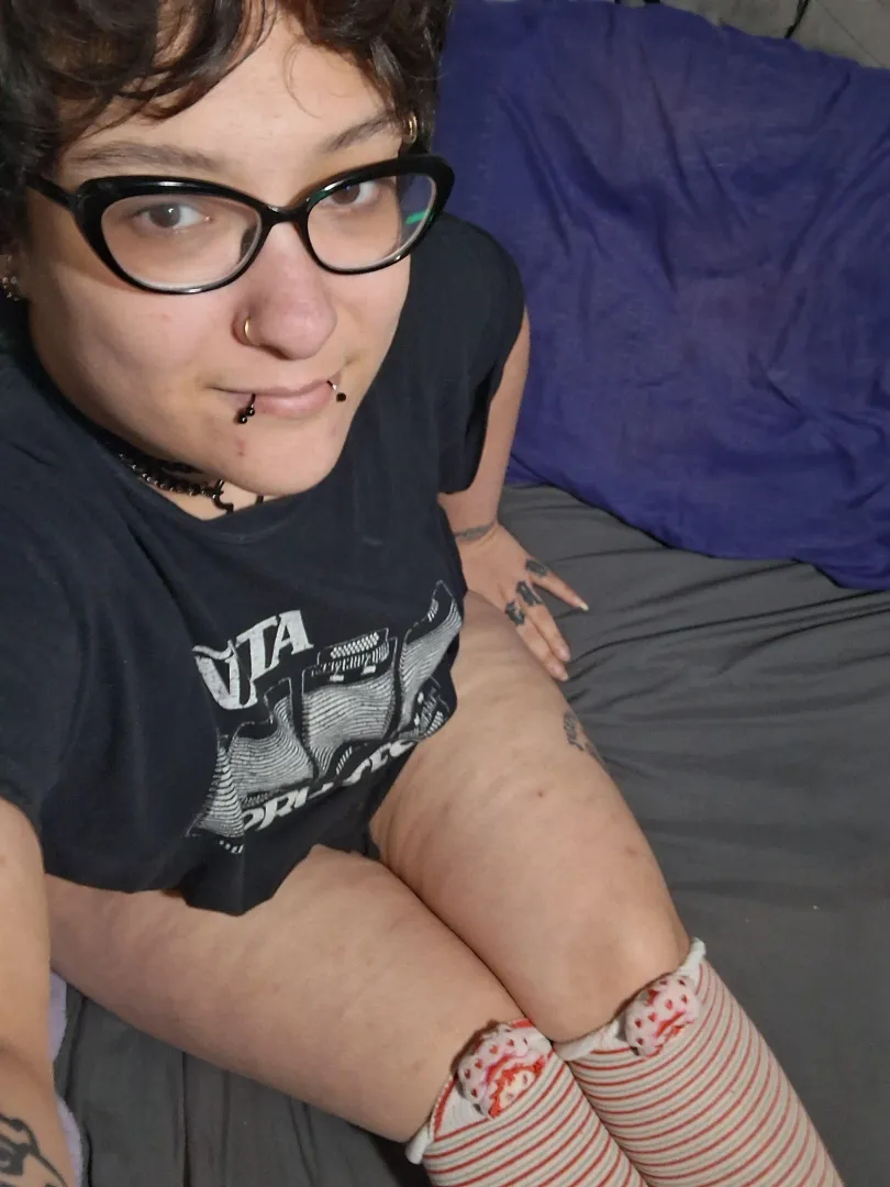 Tatted with thick thighs posted by animequeen1993