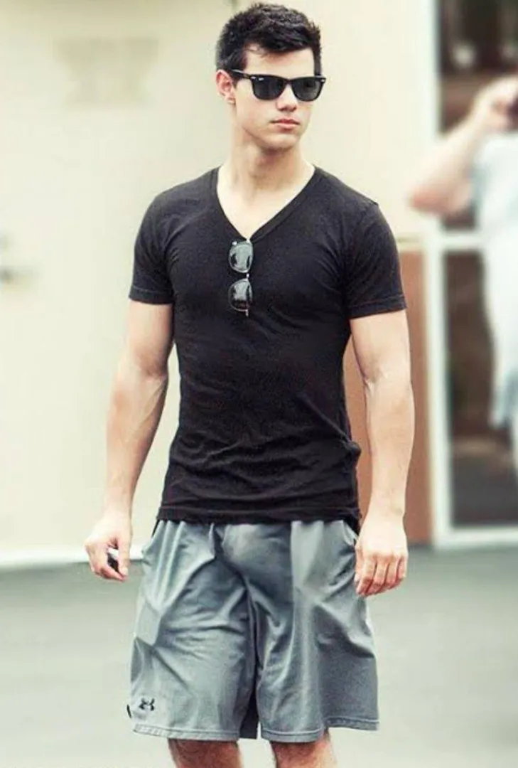 Taylor Lautner better :-) posted by Organic-Coconut4280