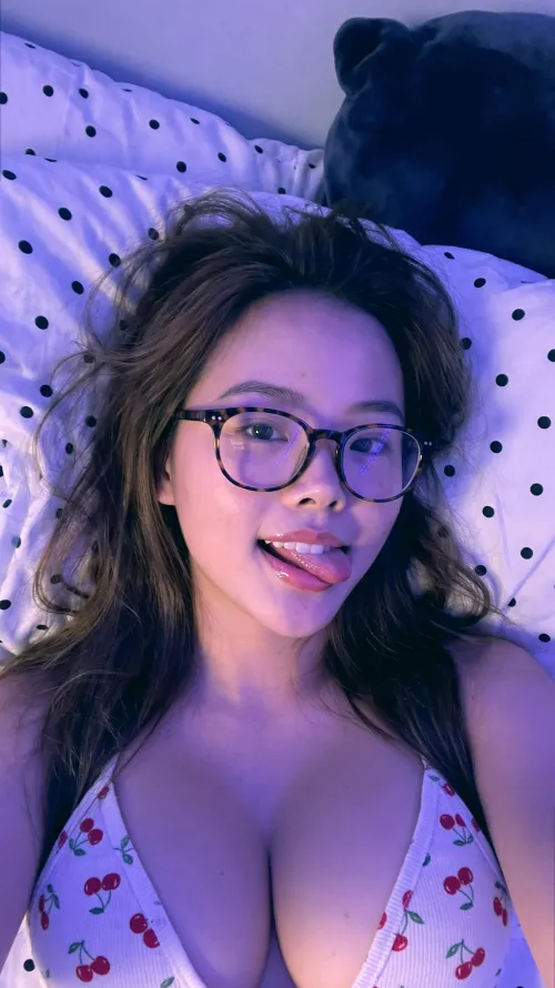 TBH, sexy enough tonight? by Camila-Skies