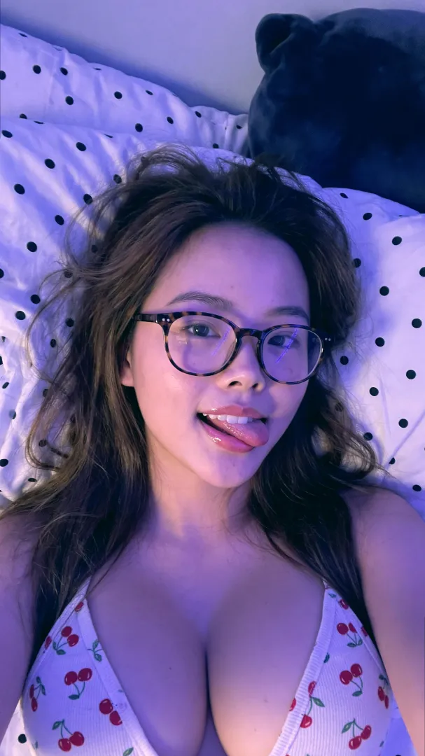 TBH, sexy enough tonight? posted by Camila-Skies