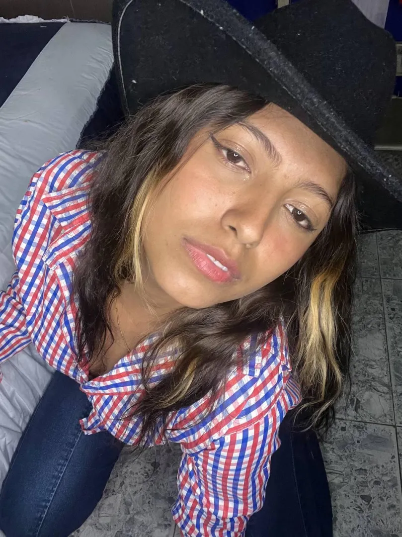 Te mando un beso posted by alessandra285