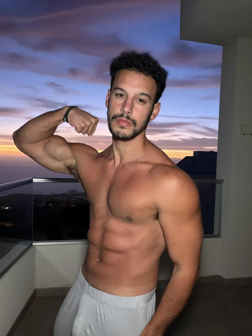 Team natural biceps  posted by Historical-Disk-6510