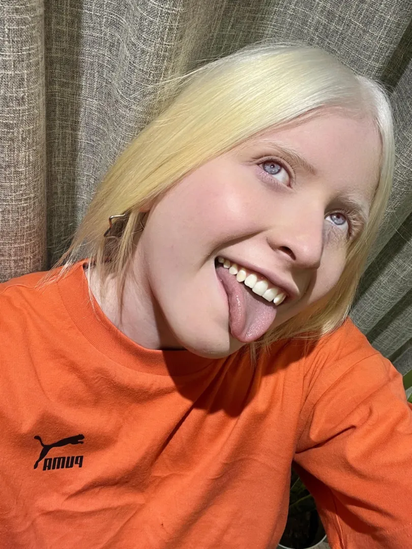 Teen ahegao posted by NaughtyKex