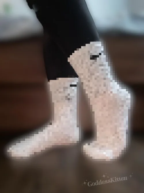 Tell me betas… how long have you stared at my pixelated socks? by sexykitten421