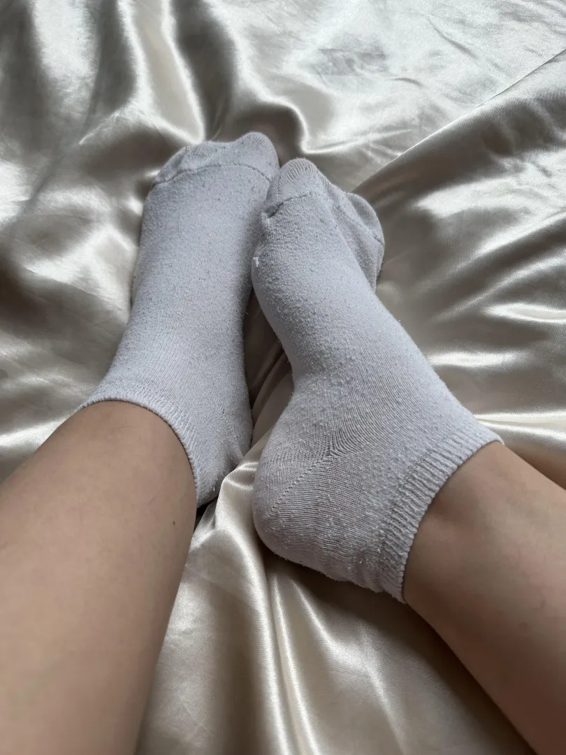 Tell me how much do you want them to be in your mouth posted by Crystalsjoy