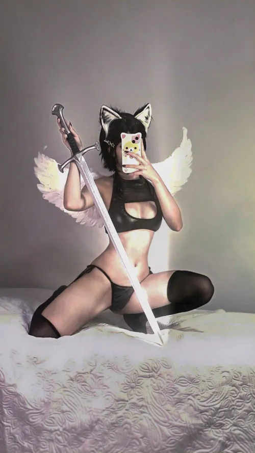 Tell me, Meow-ster… what commands will turn this baby kitten into your ultimate good girl? >⩊< by GirlShapedError