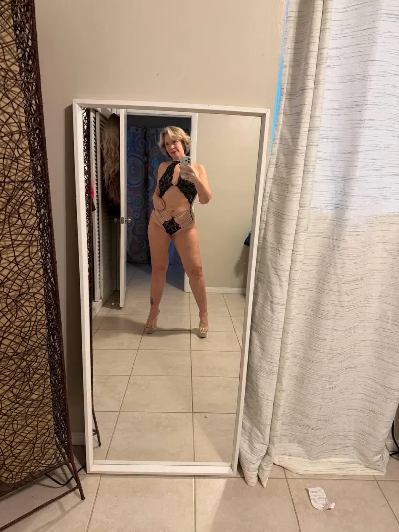 Tell me what you think of my 70s wifey posted by SassyFoxInLace