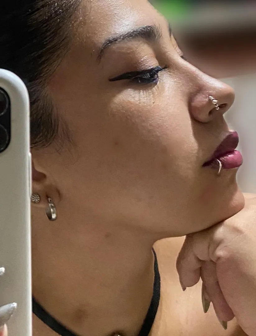 Tell me what you think of my lips  posted by niina_fz