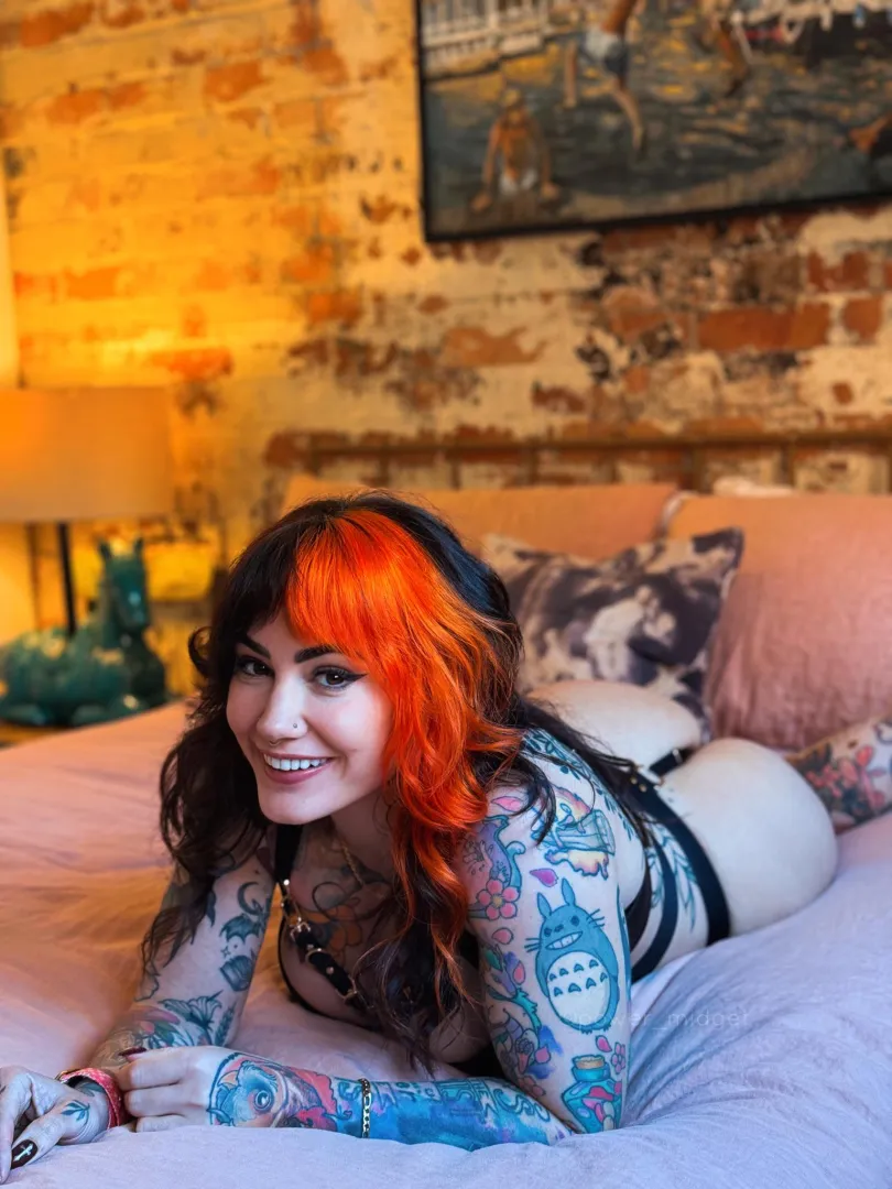 Tell me why you cannot focus on work posted by power_midget