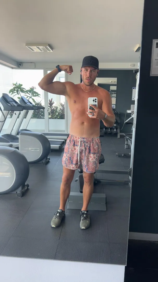 Temptation Cancun til 1/29 . Need your cock drained hmu. Bottom here I deepthroat and swallow. posted by Maleficent_Pin1107