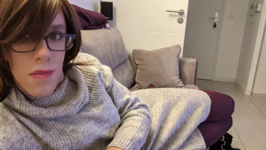 Tenue girly + soirée gaming... Le plan parfait, mais il me manque un Player 2 pour me fixer des règles additionnelles .  Des idées pour mon premier défi ?  by dimmattup