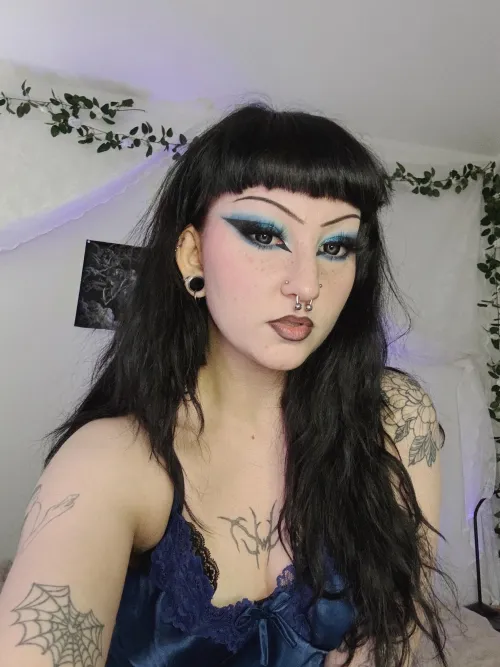 tested out my new eyeshadow palette, safe to say it worked well by sipetinh