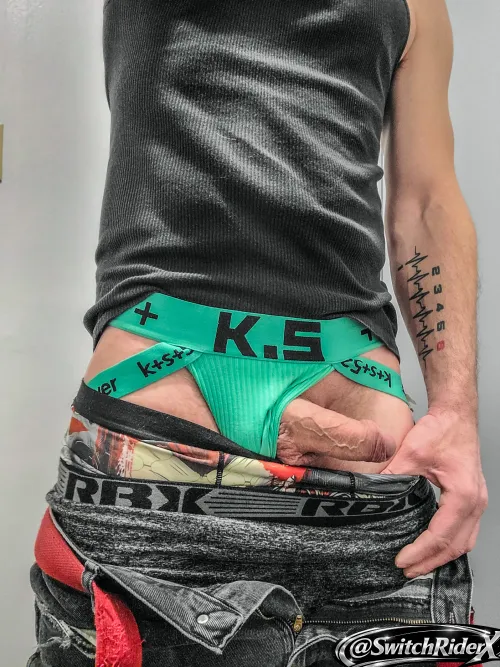 TGIF  have a great weekend everyone  by SwitchRiderX