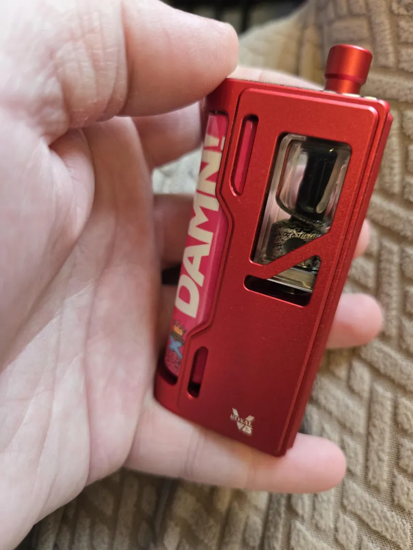 That new VEEPON i3 Dna colourway..dam fire i tell ya ! posted by Cautious-City8743